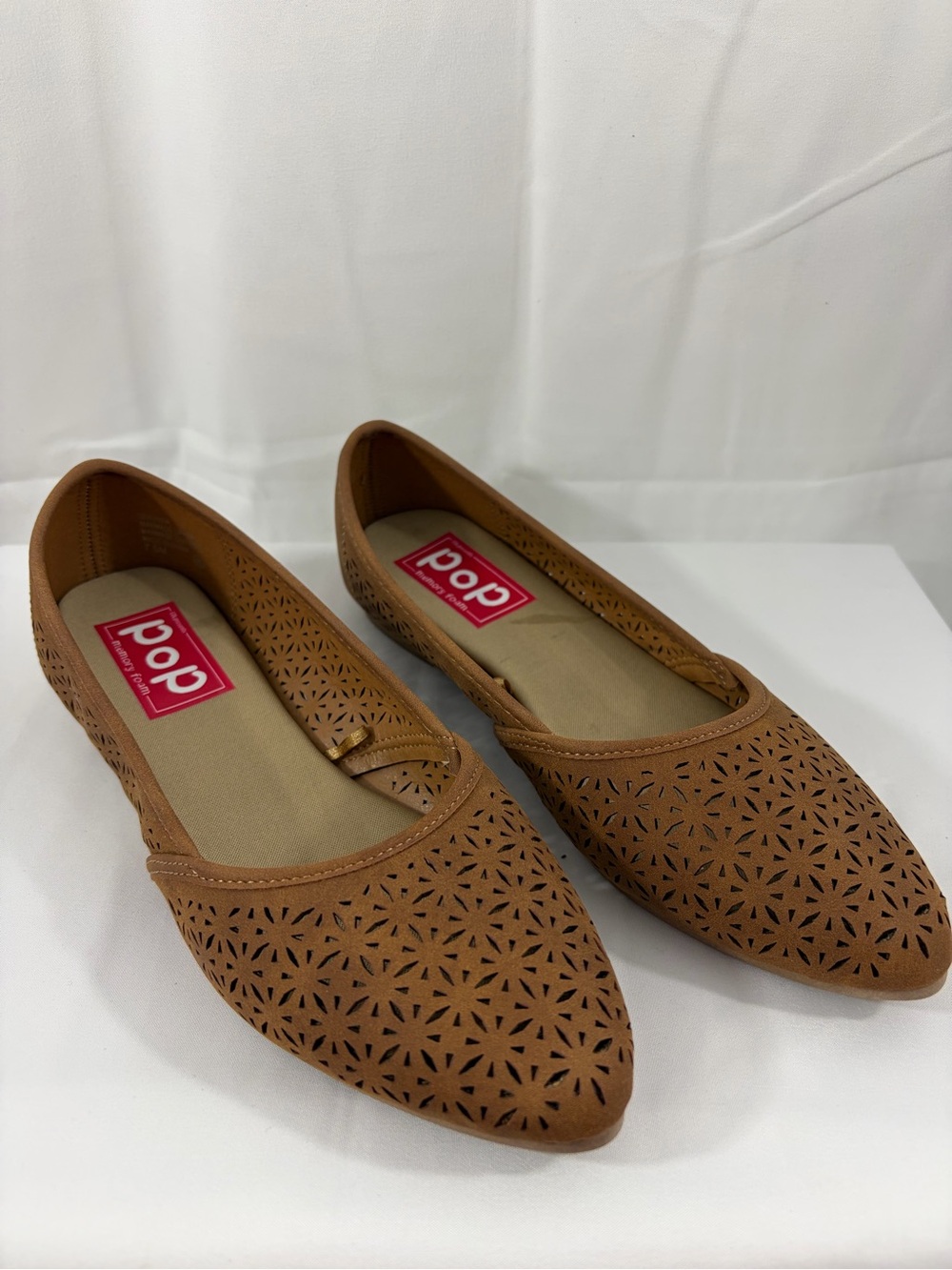 NWT pop Women’s Size 7.5 Brown Flats